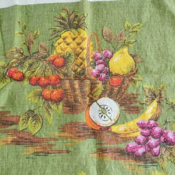 Vintage Fruit Basket Linen Tea Towel, Mid Century Kitchen Decor - Picture 7 of 10